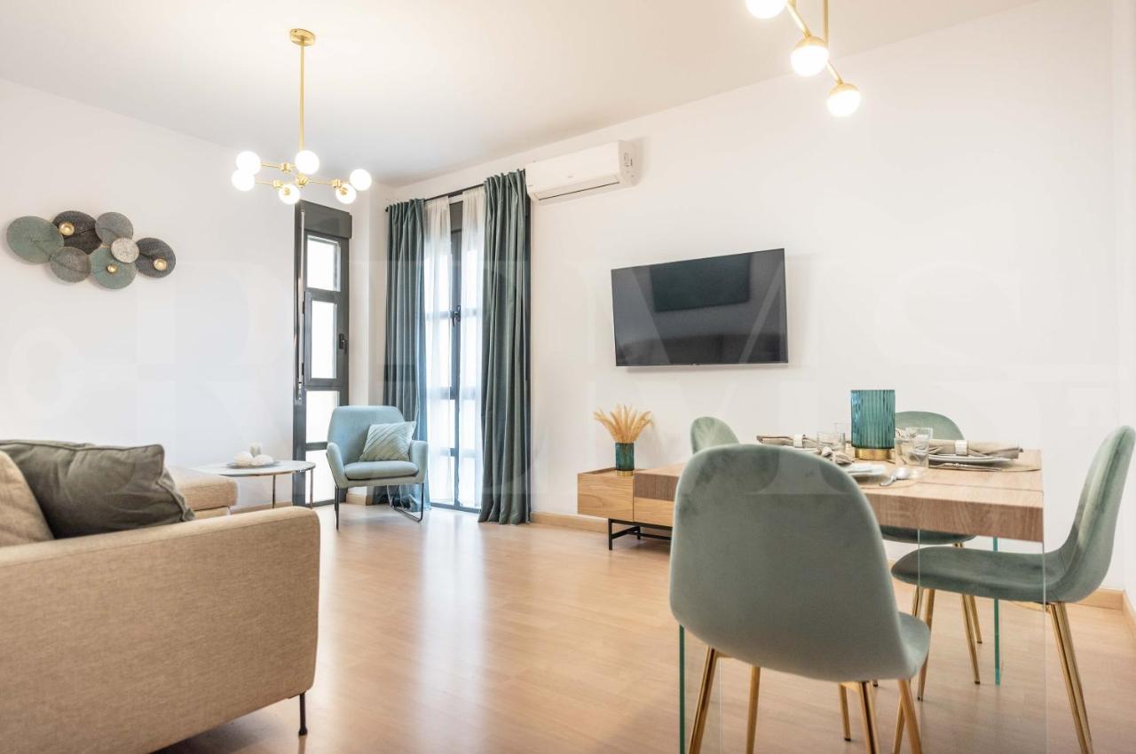 Inviting Apartment In The Heart Of Malaga By Rems Ngoại thất bức ảnh