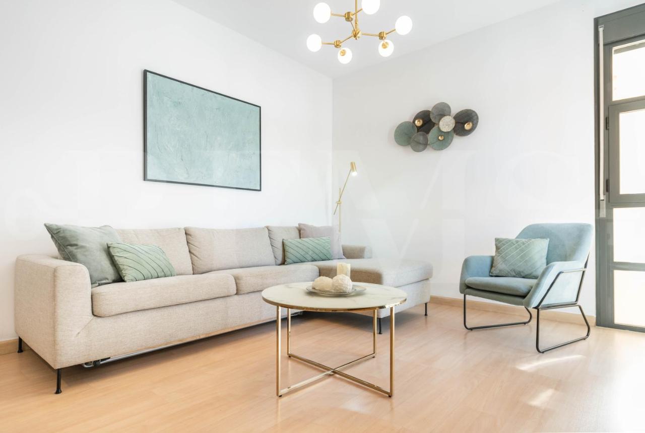 Inviting Apartment In The Heart Of Malaga By Rems Ngoại thất bức ảnh
